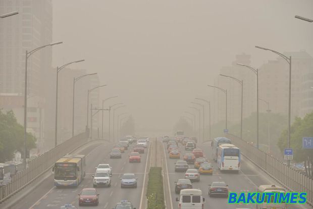 Пыль вернулась в Баку